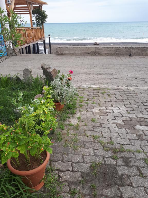 Kobuleti Lalima House Ξενοδοχείο Εξωτερικό φωτογραφία
